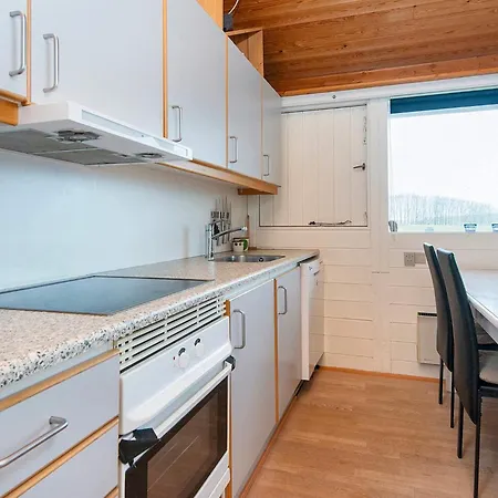 5 Person In Aabenraa-by Traum